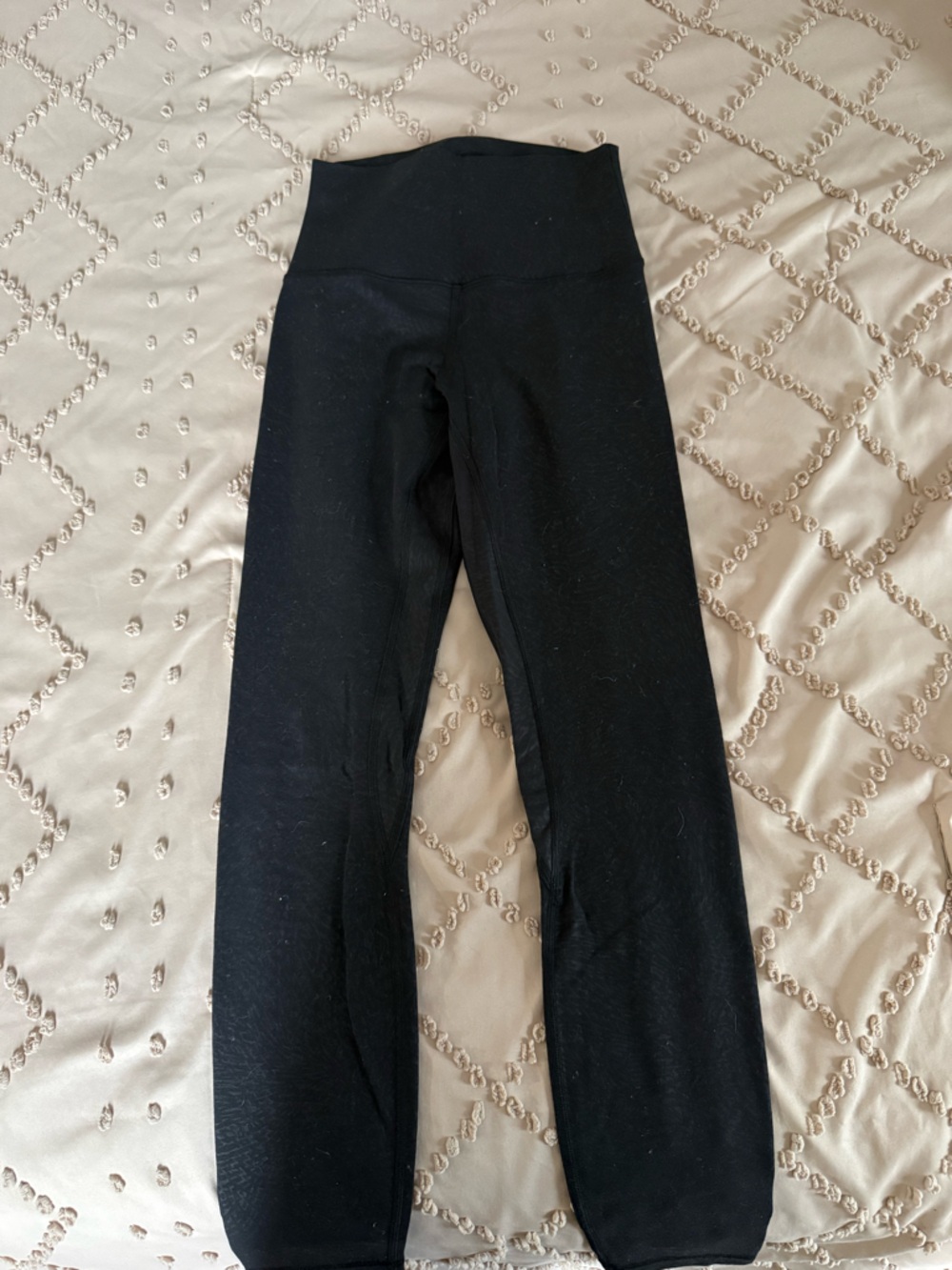 Lululemon black pattern leggings size 2, 28 inch